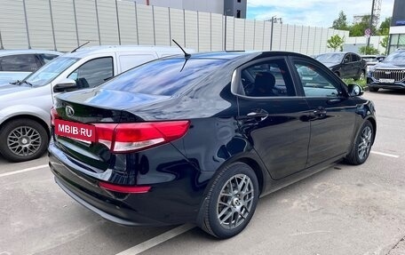 KIA Rio III рестайлинг, 2015 год, 900 000 рублей, 4 фотография