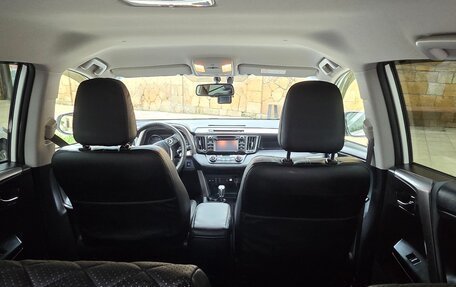 Toyota RAV4, 2016 год, 2 280 000 рублей, 17 фотография