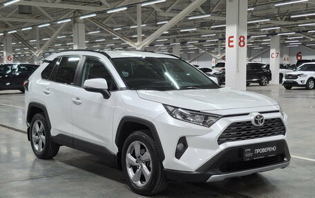 Toyota RAV4, 2020 год, 3 379 000 рублей, 3 фотография