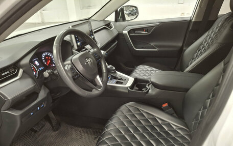 Toyota RAV4, 2020 год, 3 379 000 рублей, 16 фотография