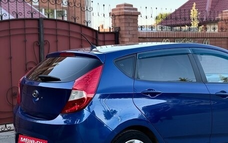 Hyundai Solaris II рестайлинг, 2011 год, 715 000 рублей, 4 фотография