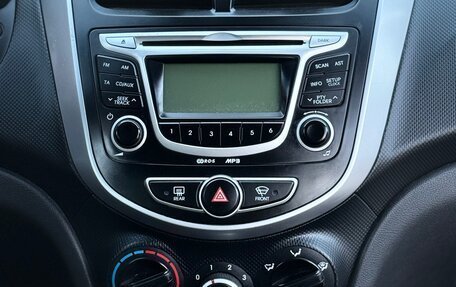 Hyundai Solaris II рестайлинг, 2011 год, 715 000 рублей, 7 фотография
