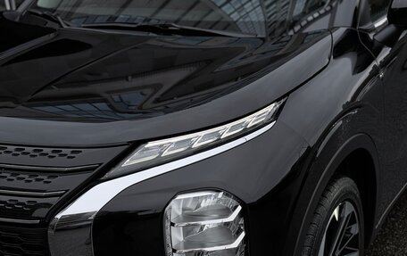 Mitsubishi Outlander, 2022 год, 3 750 000 рублей, 2 фотография