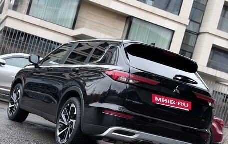 Mitsubishi Outlander, 2022 год, 3 750 000 рублей, 7 фотография