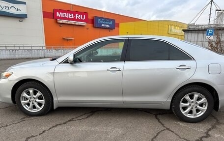 Toyota Camry, 2011 год, 1 500 000 рублей, 6 фотография