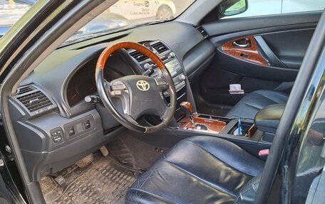 Toyota Camry, 2008 год, 900 000 рублей, 11 фотография