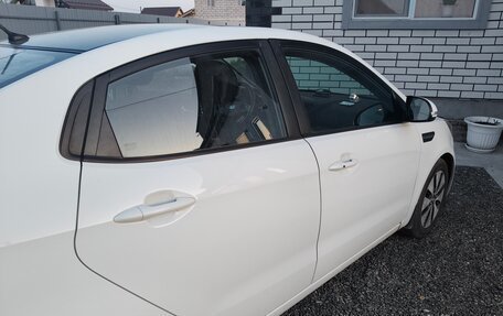 KIA Rio III рестайлинг, 2012 год, 1 000 000 рублей, 6 фотография