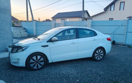 KIA Rio III рестайлинг, 2012 год, 1 000 000 рублей, 3 фотография