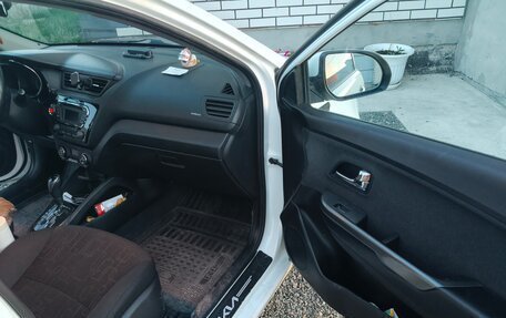 KIA Rio III рестайлинг, 2012 год, 1 000 000 рублей, 7 фотография