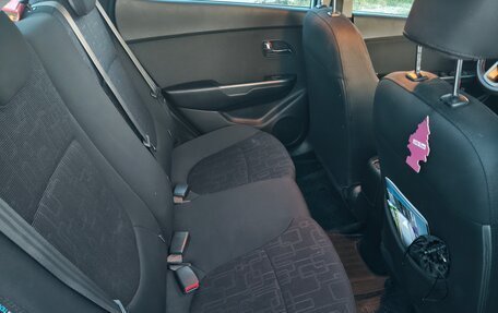 KIA Rio III рестайлинг, 2012 год, 1 000 000 рублей, 17 фотография