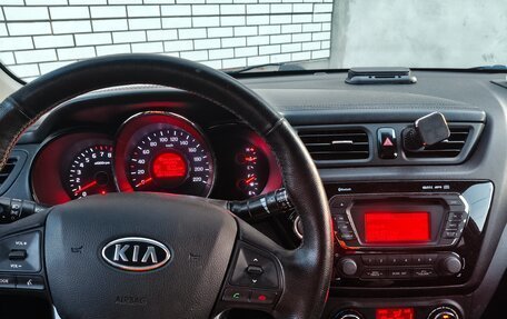 KIA Rio III рестайлинг, 2012 год, 1 000 000 рублей, 15 фотография