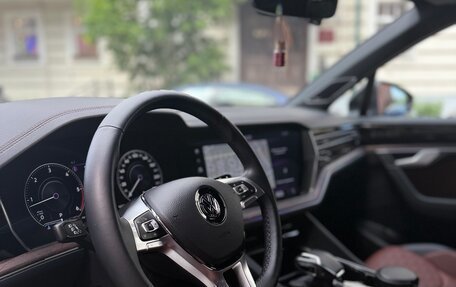 Volkswagen Touareg III, 2021 год, 9 990 000 рублей, 7 фотография