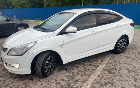 Hyundai Solaris II рестайлинг, 2015 год, 790 000 рублей, 4 фотография