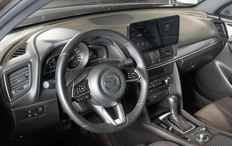 Mazda CX-4, 2021 год, 2 785 600 рублей, 5 фотография