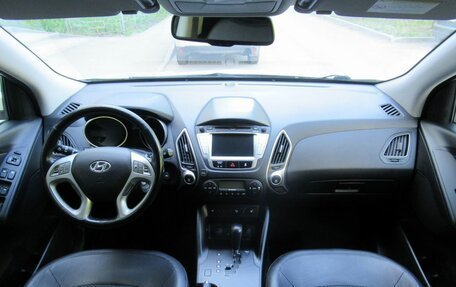 Hyundai ix35 I рестайлинг, 2013 год, 1 215 000 рублей, 18 фотография