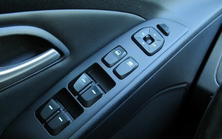 Hyundai ix35 I рестайлинг, 2013 год, 1 215 000 рублей, 11 фотография
