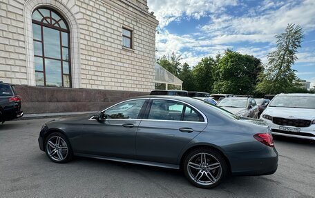 Mercedes-Benz E-Класс, 2018 год, 3 500 000 рублей, 11 фотография