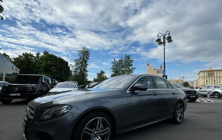 Mercedes-Benz E-Класс, 2018 год, 3 500 000 рублей, 13 фотография