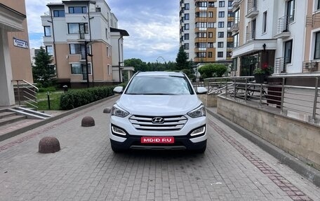 Hyundai Santa Fe III рестайлинг, 2015 год, 2 450 000 рублей, 1 фотография