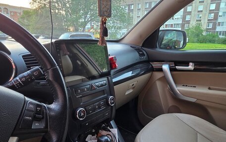 KIA Sorento II рестайлинг, 2011 год, 965 000 рублей, 3 фотография