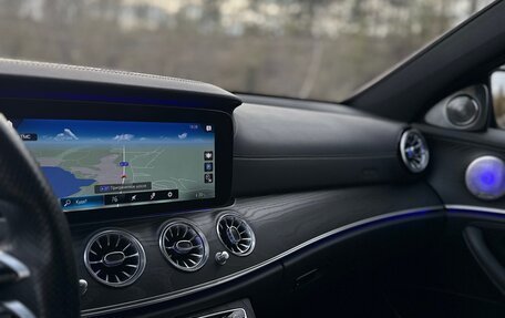 Mercedes-Benz E-Класс, 2020 год, 4 200 000 рублей, 8 фотография