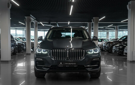 BMW X5, 2019 год, 6 200 000 рублей, 3 фотография