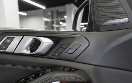 BMW X5, 2019 год, 6 200 000 рублей, 24 фотография