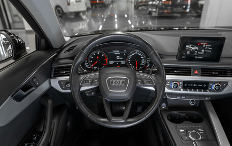 Audi A4, 2018 год, 2 620 000 рублей, 10 фотография