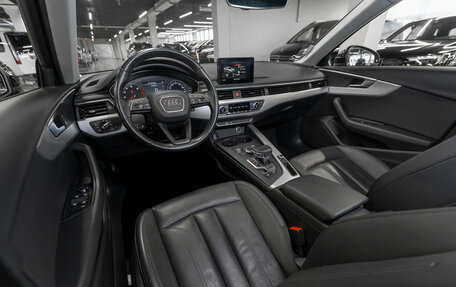 Audi A4, 2018 год, 2 620 000 рублей, 7 фотография
