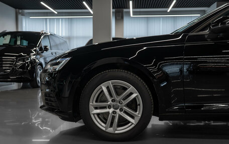 Audi A4, 2018 год, 2 620 000 рублей, 24 фотография