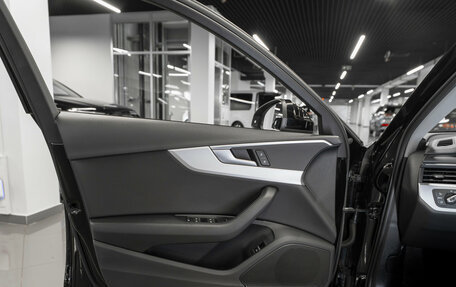 Audi A4, 2018 год, 2 620 000 рублей, 19 фотография