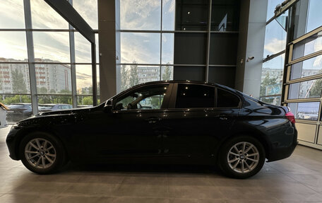 BMW 3 серия, 2018 год, 1 950 000 рублей, 8 фотография
