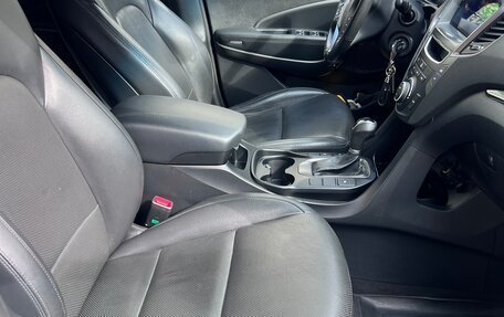 Hyundai Santa Fe III рестайлинг, 2015 год, 2 450 000 рублей, 26 фотография