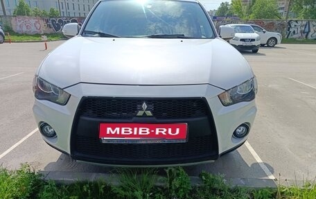 Mitsubishi Outlander III рестайлинг 3, 2010 год, 1 250 000 рублей, 1 фотография