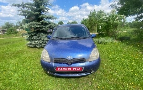 Toyota Yaris I рестайлинг, 2002 год, 350 000 рублей, 1 фотография