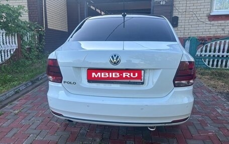 Volkswagen Polo VI (EU Market), 2017 год, 1 300 000 рублей, 1 фотография