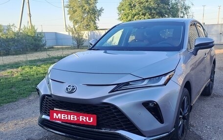 Toyota Venza, 2023 год, 4 500 000 рублей, 18 фотография