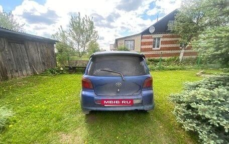 Toyota Yaris I рестайлинг, 2002 год, 350 000 рублей, 2 фотография