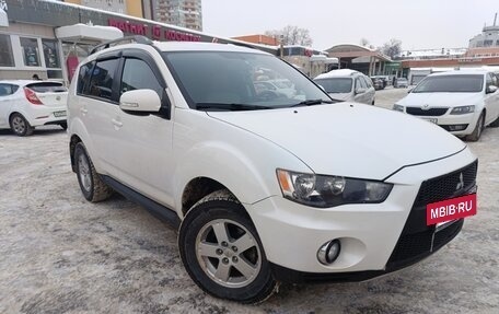 Mitsubishi Outlander III рестайлинг 3, 2010 год, 1 250 000 рублей, 14 фотография