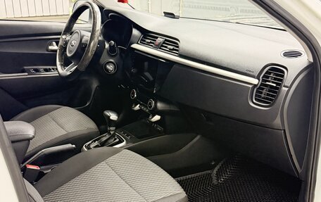 KIA Rio IV, 2020 год, 1 390 000 рублей, 5 фотография