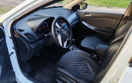 Hyundai Solaris II рестайлинг, 2013 год, 735 000 рублей, 6 фотография