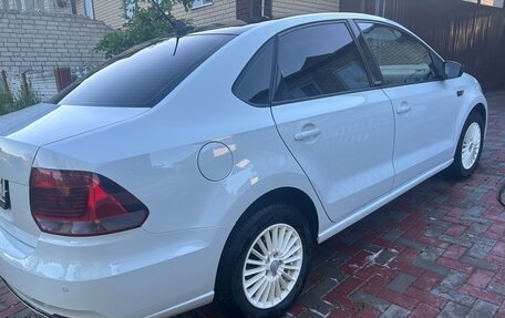 Volkswagen Polo VI (EU Market), 2017 год, 1 300 000 рублей, 2 фотография