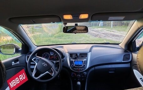 Hyundai Solaris II рестайлинг, 2013 год, 735 000 рублей, 7 фотография