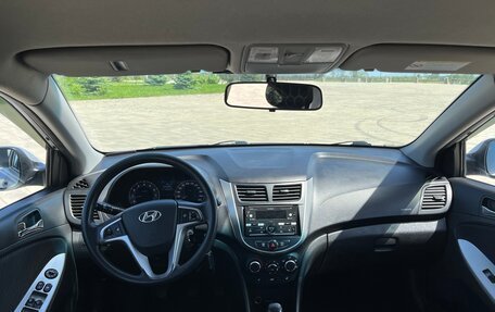 Hyundai Solaris II рестайлинг, 2011 год, 920 000 рублей, 9 фотография