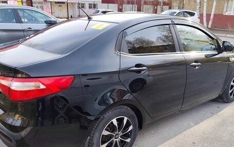 KIA Rio III рестайлинг, 2014 год, 800 000 рублей, 4 фотография