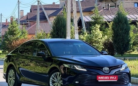 Toyota Camry, 2019 год, 2 690 000 рублей, 6 фотография