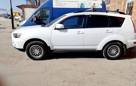 Mitsubishi Outlander III рестайлинг 3, 2012 год, 1 430 000 рублей, 5 фотография