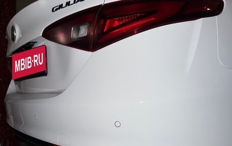 Alfa Romeo Giulia II, 2019 год, 3 500 000 рублей, 13 фотография