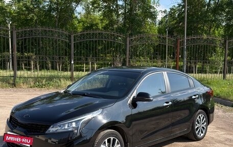 KIA Rio IV, 2020 год, 1 950 000 рублей, 8 фотография