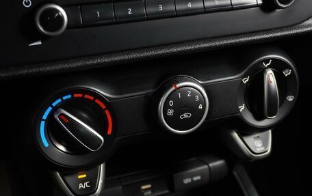 KIA Rio IV, 2021 год, 1 299 000 рублей, 16 фотография